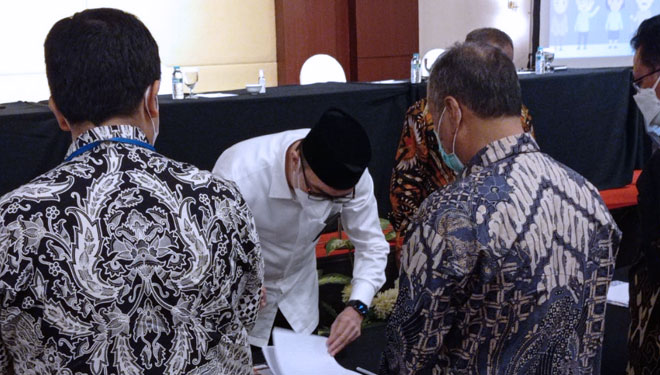 Kesepahaman (MoU) dan Perjanjian Kerja Sama antara Ditjen GTK Kemendikbudristek dengan puluhan Ormas Penggerak diteken. (FOTO: Heni Purwono for TIMES Indonesia)
