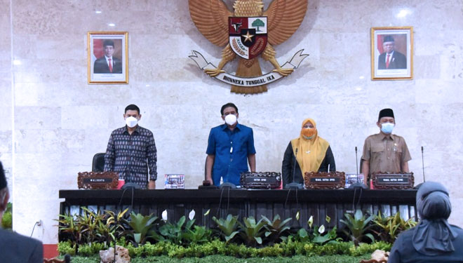 Rapat Paripurna DPRD, Wali Kota Kediri Usulkan Dua Raperda