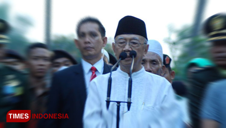 Almarhum KH Salahuddin Wahid, Pengasuh Ponpes Tebuireng, Jombang (FOTO: Dok. TIMES Indonesia)