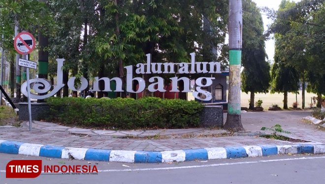 alun-Kabupaten-Jombang.jpg