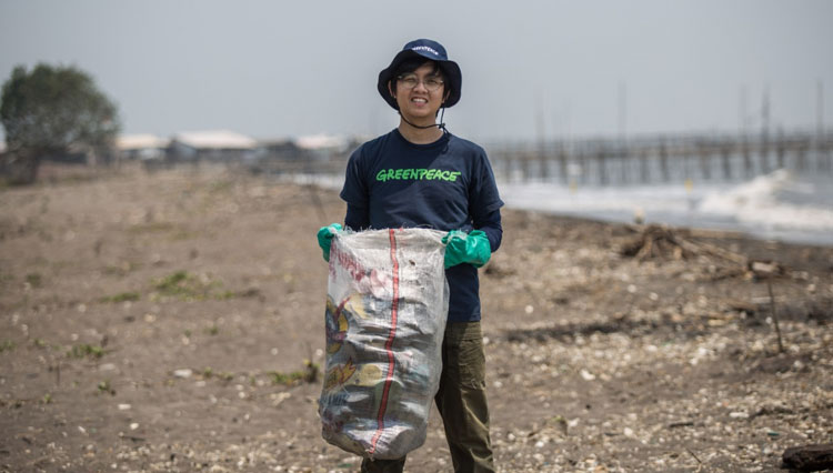 Sampah Plastik aa