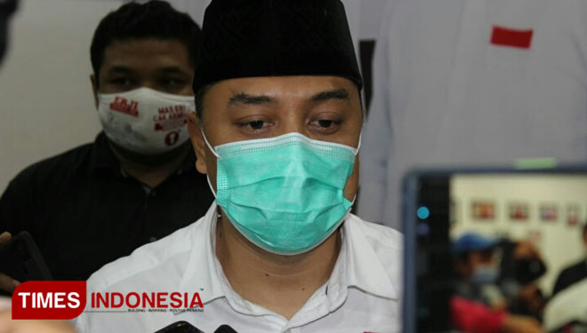 Wali Kota Surabaya Eri Cahyadi memastikan proses rekrutmen direksi PDAM tanpa KKN. (FOTO: Ammar Ramzi/Times Indonesia) 