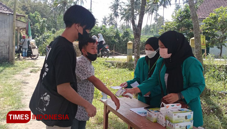 Tekan Penularan Covid-19, Mahasiswa Unisma Malang Gelar Lakukan Sosialisasi dan Edukasi