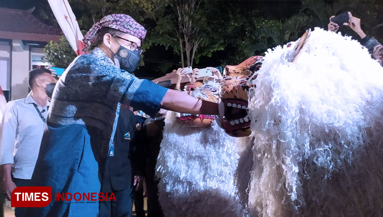 Ke Bondowoso, Menparekraf RI Sandiaga Uno Sawer Singo Ulung
