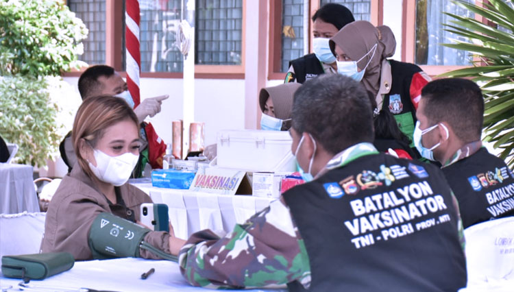 vaksinasi Yayasan HBK Peduli 2