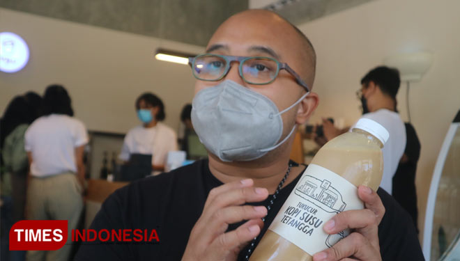 Berburu Lezat Gurih Es Kopi Susu Tetangga Di Toko Kopi Tuku Surabaya Times Indonesia 9164