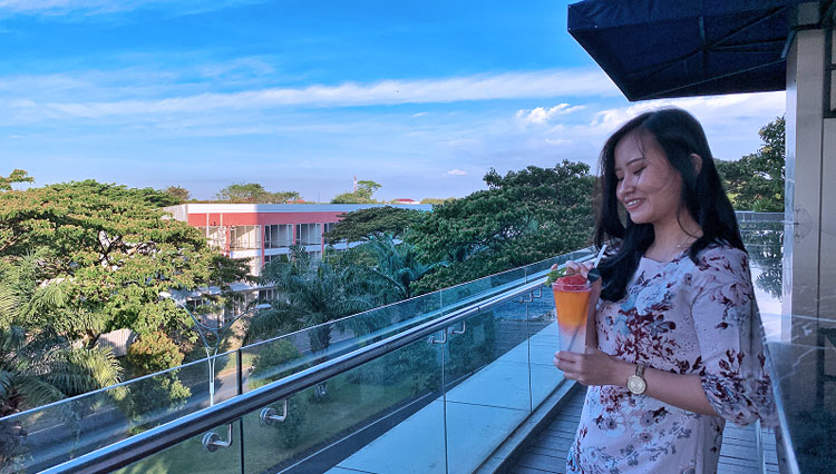 Suasana ASTON Sidoarjo City Hotel & Conference Center saat senja (FOTO: dok. ASTON Sidoarjo City Hotel & Conference Center)