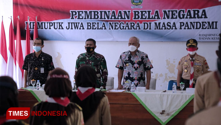 H Syamsudin, saat membuka kegiatan Pembinaan Bela Negara di Sanggar Pramuka Kwarcab Banjarnegara. (FOTO : Kominfo for TIMES Indonesia)