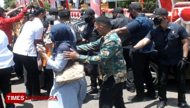 Presiden Jokowi di SMA Negeri 2 Cilacap a