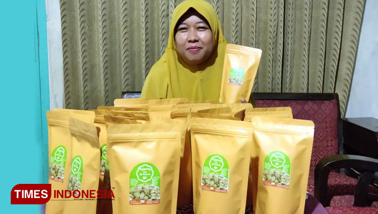 Kujipang Tuse, Cemilan Gurih dan Nikmat Oleh-oleh Khas Indramayu