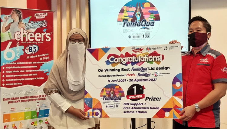 Mahasiswa LaSalle College Surabaya Jawab Tantangan Kolaborasi Desain Lid Cup
