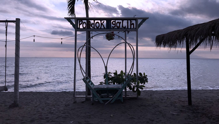 Jadi Venue Pembukaan Road to Festival Pesona Senggigi 2021, Pantai Tanjung Bias Mulai Dibersihkan