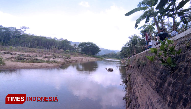 Gambar-Sungai-Grindulu-Pacitan-2.jpg