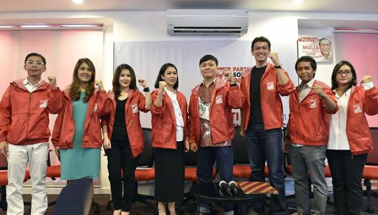 Para anggota Partai Solidaritas Indonesia (PSI). (FOTO: Antara)