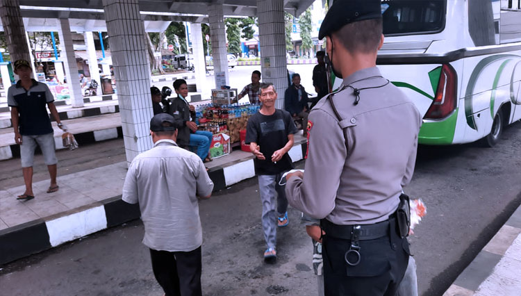 Aktivitas-di-Terminal-Ciamis.jpg