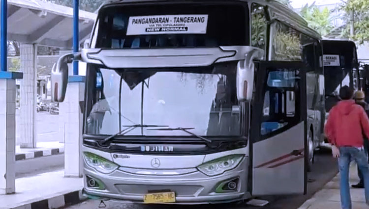 Angkutan bus di terminal Ciamis (FOTO: instagram/@transportasi.indonesia)