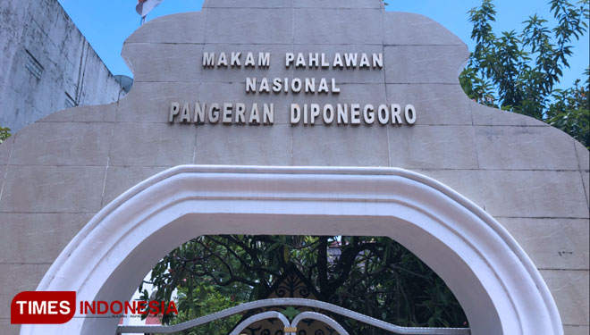 Kompleks Makam Pangeran Dipenogoro yang berada di lingkungan padat penduduk, Makassar Sulawesi Selatan (28/09/2021) (Foto: Erliani P/TIMES Indonesia)