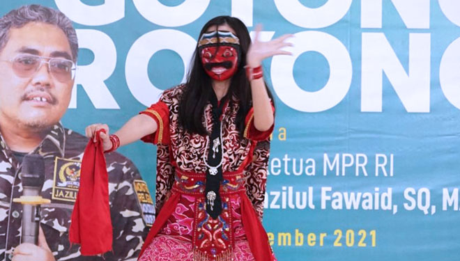 Tari Topeng Cirebon c