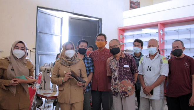 Ika Puspitasari c