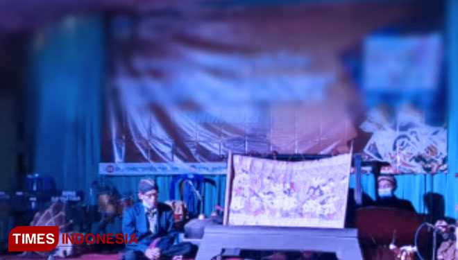 Ki Dalang Tri Hartanto b