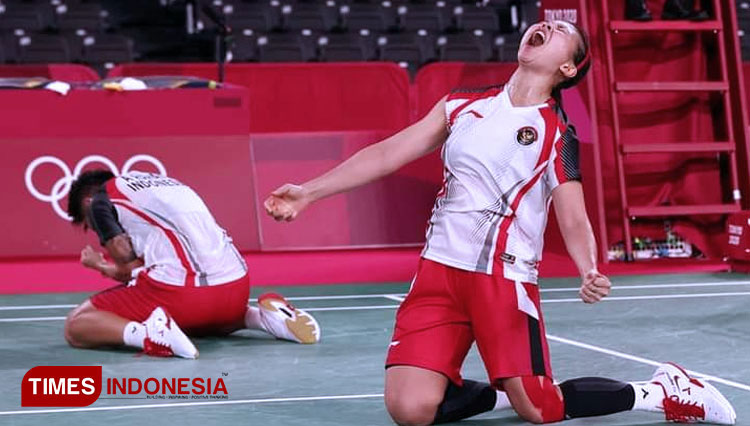 Pasangan ganda putri Indonesia Greysia Polii dan Apriyani Rahayu sukses meraih emas Olimpiade Tokyo 2020. (FOTO: Dok. TIMES Indonesia)