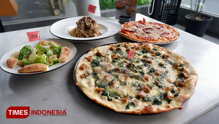 Pizza Marzano Surabaya a