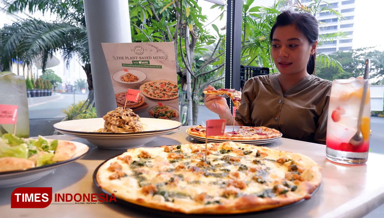 Pizza Marzano Surabaya. (Foto: Khusnul Hasana/TIMES Indonesia). 