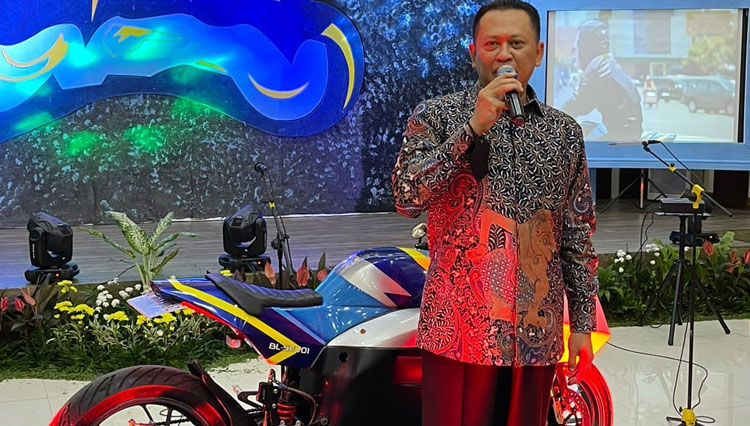 Ketua MPR RI Bambang Soesatyo dalam acara Celebration Welcoming Back BL-SEV 01, di Kampus Universitas Budi Luhur, Jakarta, Selasa (12/10/2021).  (FOTO: Dok. MPR RI).