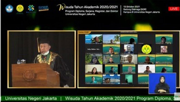 Rektor UNJ, Prof. Dr. Komarudin, M.Si menyampaikan sambutannya pada Wisuda Virtual UNJ Tahun Akademik 2020/2021. (FOTO: AJP TIMES Indonesia)