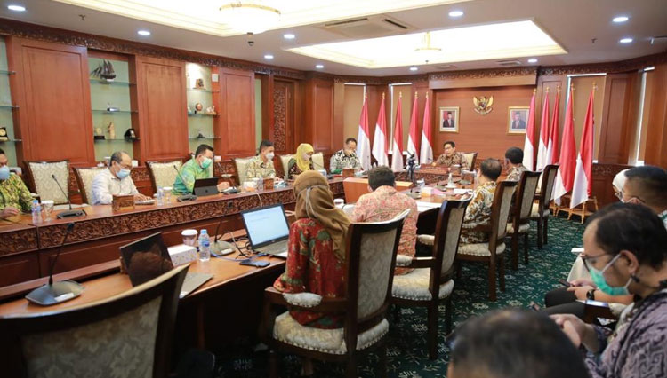 Pejabat Eselon dan mendes 2