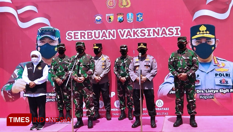 Panglima Tni Dan Kapolri Angkat Jempol Untuk Vaksinasi Jatim Times Indonesia 4602