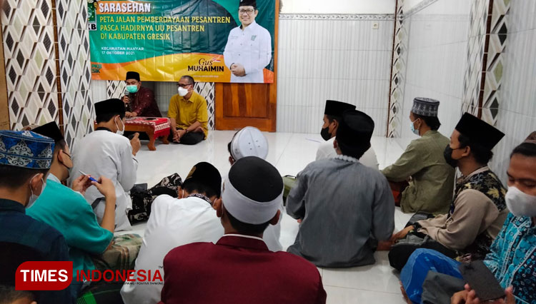 Ketua Fraksi PKB M Syahrul Munir saat sosialisasi perpres dana abadi pesantren (Foto: Akmal/TIMES Indonesia)