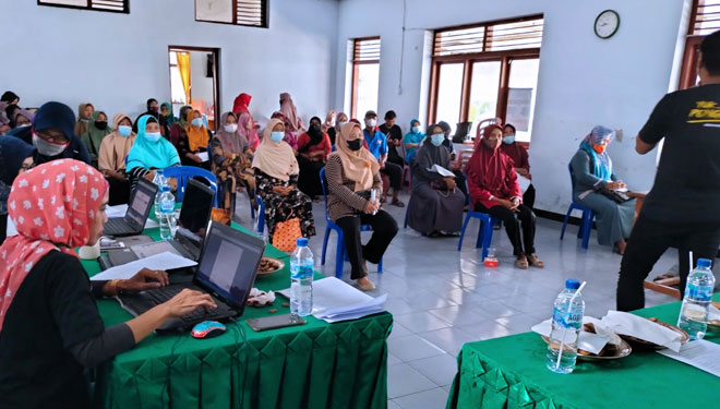 Suasana kegiatan sosialisasi NIB dan OSS RBA di Desa Sidomulyo oleh Komunitas UMARA (Komunitas UMARA for TIMES Indonesia)