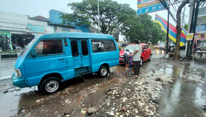 Hujan Melanda Kota Malang Langsung Dikepung Banjir Times Indonesia