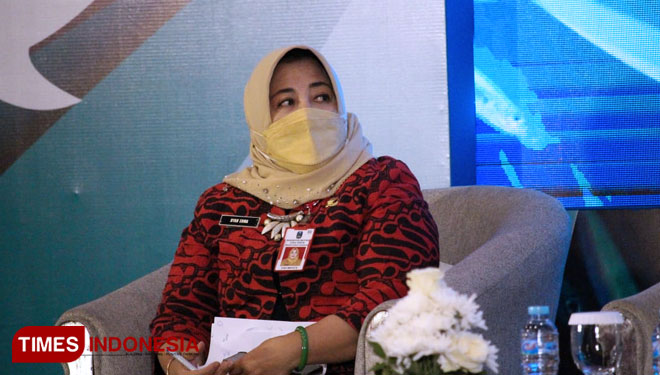 Dinas Perikanan dan Kelautan b