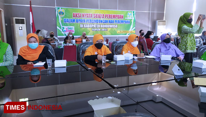 Kegiatan Aksi Nyata Suara Perempuan yang diselenggarakan oleh Dinas Pemberdayaan Perempuan dan Keluarga Berencana (DPPKB) Kabupaten Bondowoso (FOTO: Moh Bahri/TIMES Indonesia)