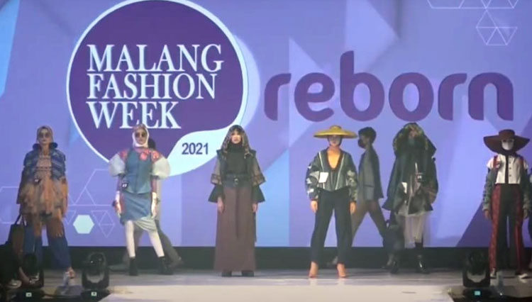 Suasana Malang Fashion Week 2021 (Sumber foto : tangkapan layar youtube Malang Fashion Week 2021)