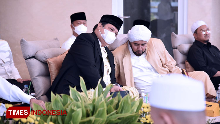 Gelar Maulid Nabi Dan Hut Ke 57 Partai Golkar Airlangga Minta Doa Habaib Dan Kiai Hadapi Pemilu 2024 Times Indonesia