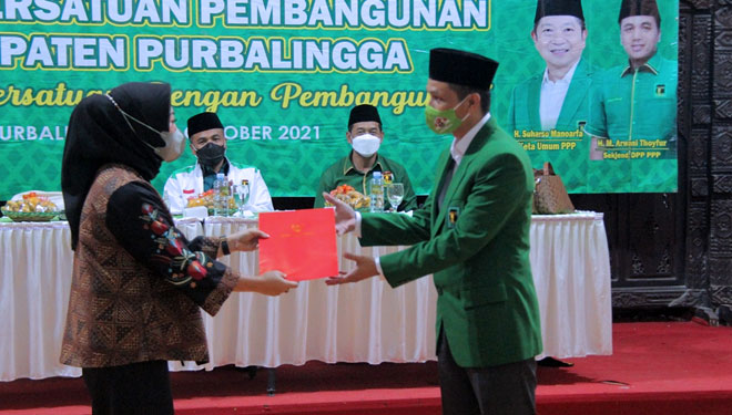 Dyah Hayuning c