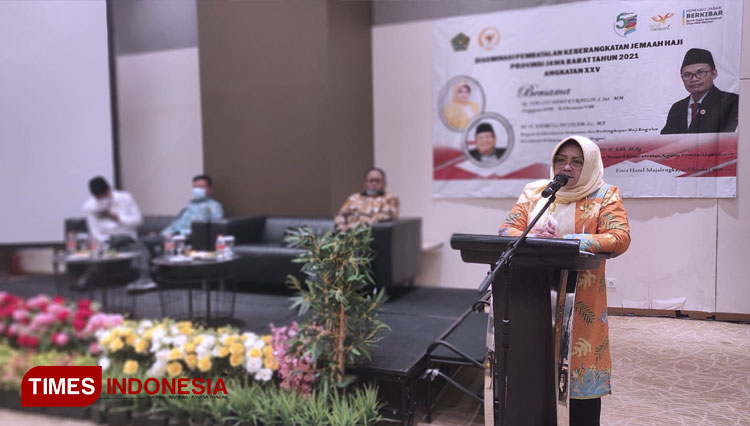 Anggota DPR RI, Itje Siti Dewi Kuraesin Sebut Haji 2021 Batal Bukan Karena Utang
