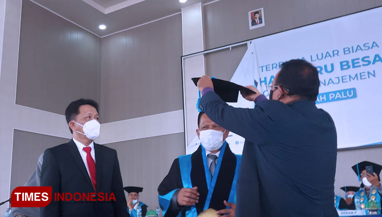 Rektor Universitas Muhammadiyah Palu 2