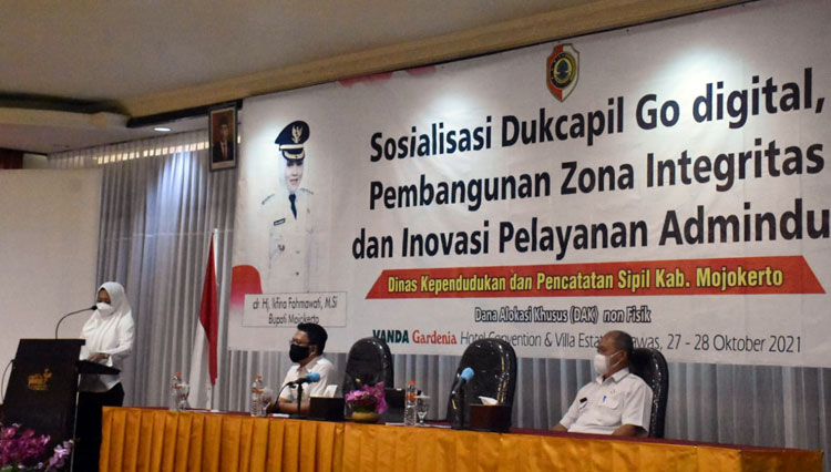 Sosialisasi pelayanan adminduk Dispendukcapil Kabupaten Mojokerto, Rabu (27/10/2021). (Dok. TIMES Indonesia) 