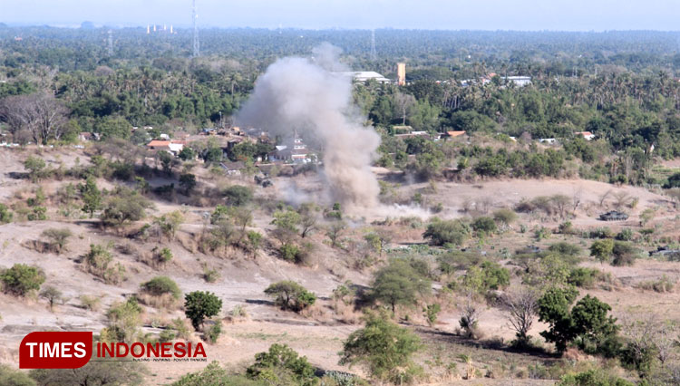 Uji-siap-tempur-kendaraan-lapis-baja-milik-TNI-3.jpg