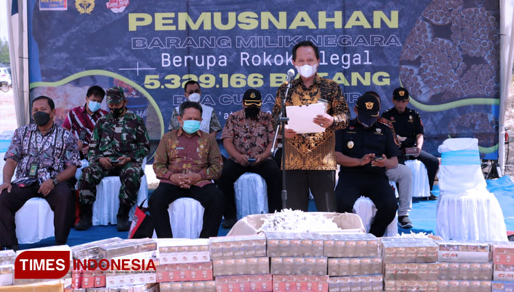 Bea Cukai Madura Musnahkan Rokok Ilegal Senilai Rp 5 Miliar Lebih