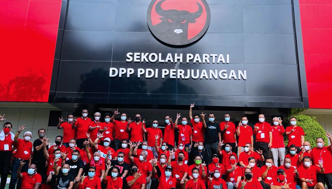 Para Ketua DPD Perjuangan di Sela Rakor Prakernas di Gedung Sekolah Partai, Lenteng Agung, Jakarta Selatan. (FOTO: Dok. PDI Perjuangan).