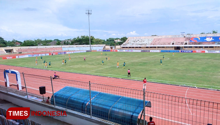 Persik-Kendal-saat-melawan-PSDB-3.jpg