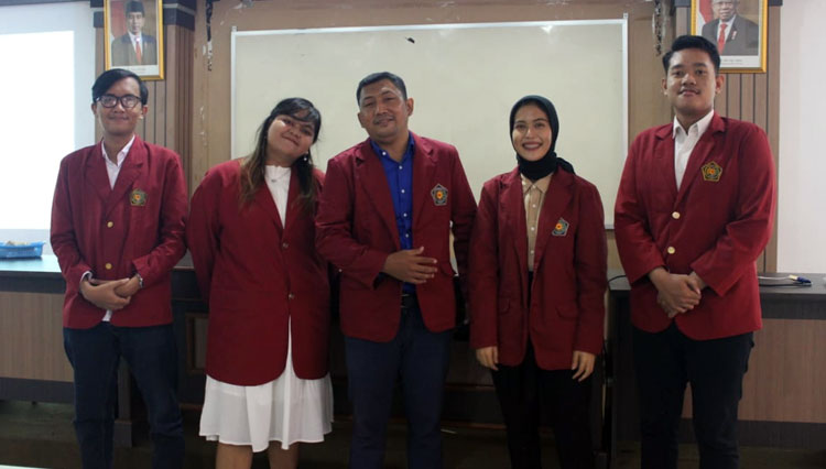 Lima delegasi mahasiswa UJB Yogyakarta berhasil meraih juara 1,2 dan 3 dalam ajang International Essay Competition 2021 (Foto: Dok. UJB Yogyakarta)