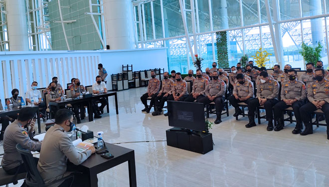 Gelar Operasional b