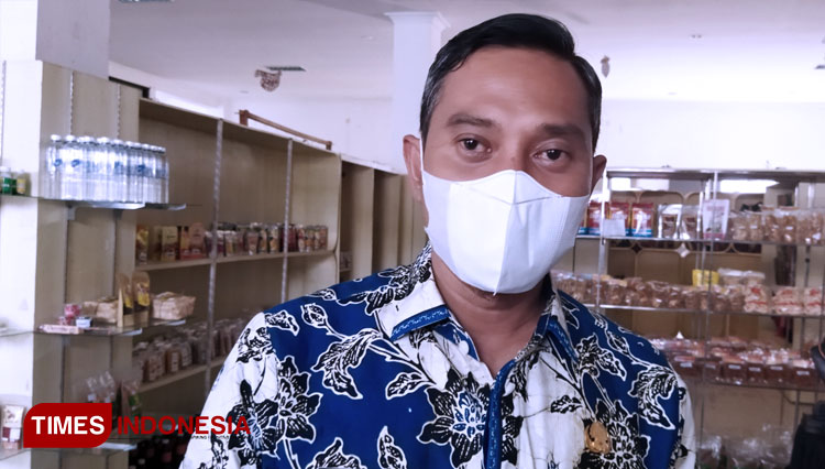 Indrata-Nur-Bayuaji-2.jpg