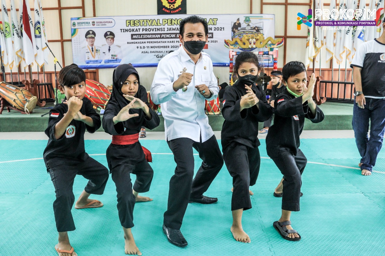 Pencak-Silat-2.jpg